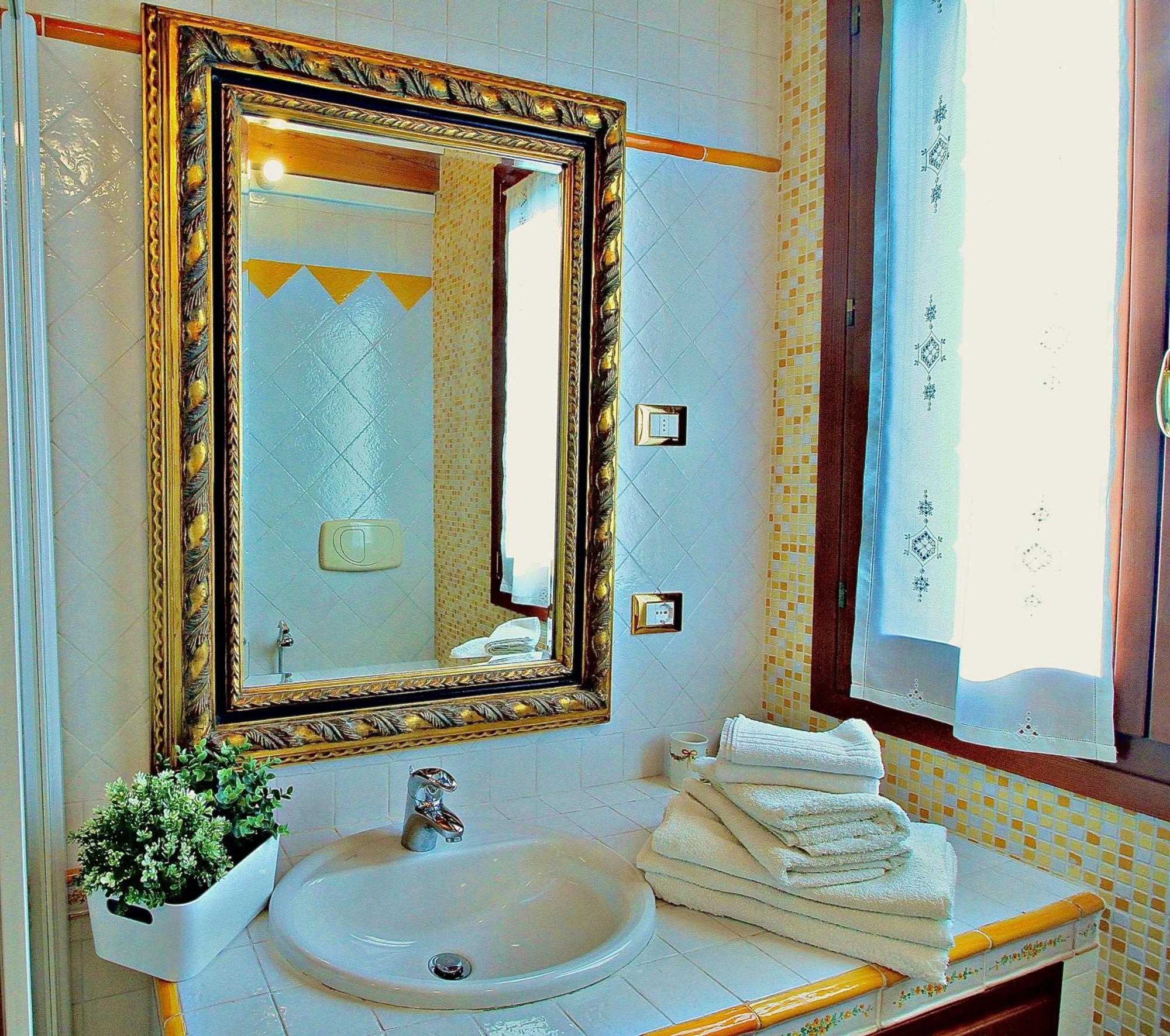 ميرا Ca' Leone - Regina Vittoria - Apartment With Pool المظهر الخارجي الصورة